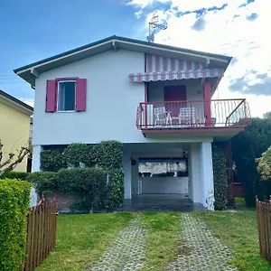 Residenza Palmira Bardolino , Calmasino Italia